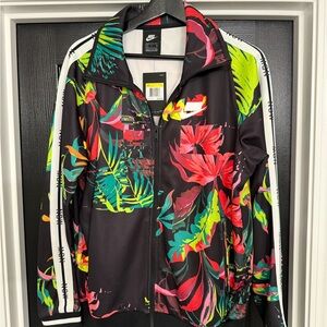 Nike Multicolor Graphic Jacket